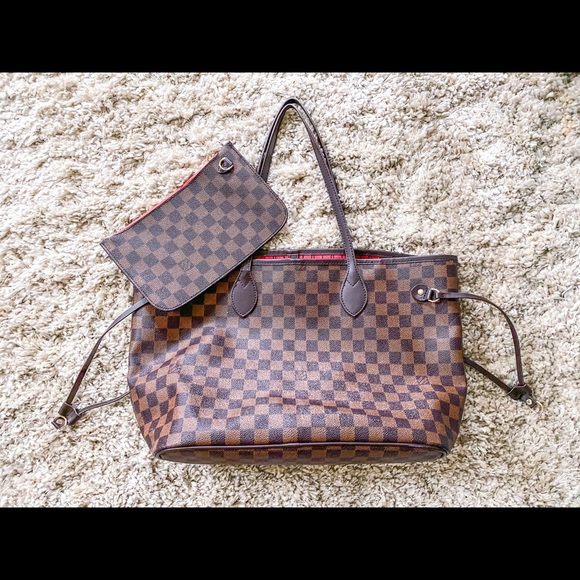 Checkered Tote - Picture 1 of 6